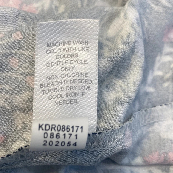 J .jill Wearever Women's Smocked Floral Tank Dress Size M Multicolor Knee Length - Picture 6 of 7